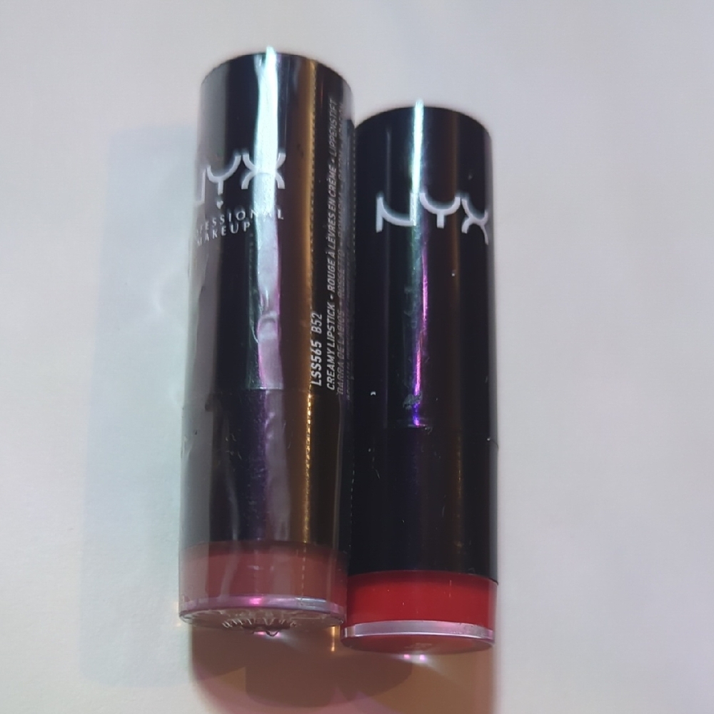 NYX Lipstick Duo - Bold Red